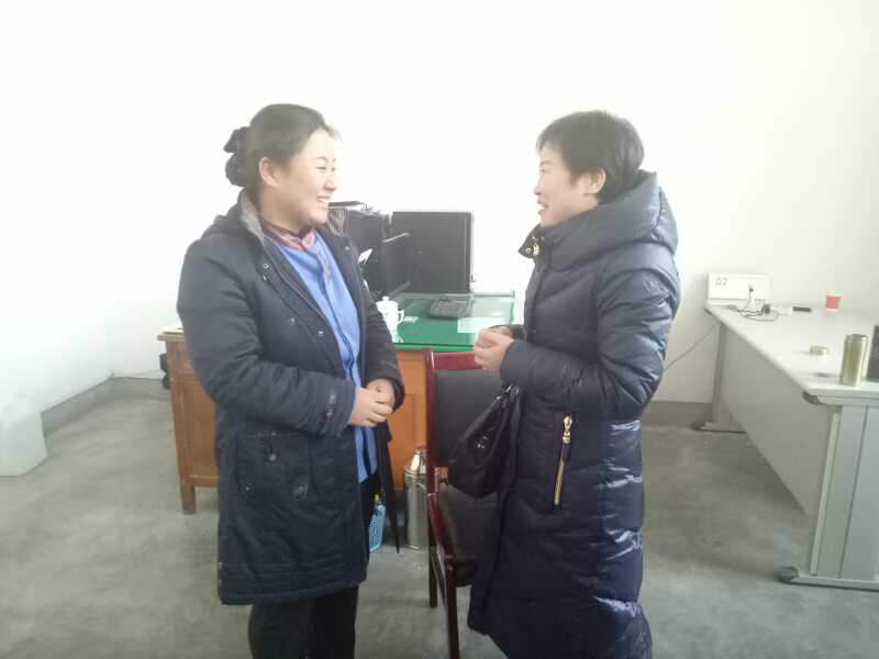 歷下區總工會(huì )、濟南市及歷下區兩級勞動(dòng)模范走訪(fǎng)慰問(wèn)我公司特困職工